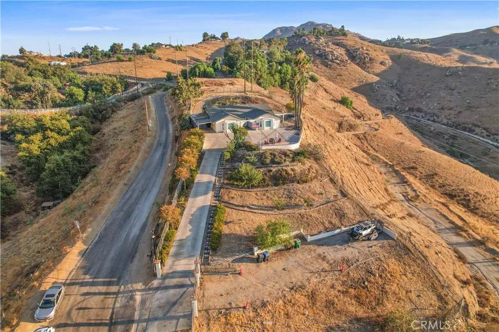 8555 Pigeon Pass, Moreno Valley, California 92557 home-pic-42